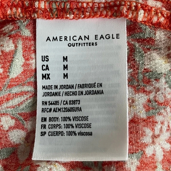 American Eagle Crepe Floral Print Pull On Ruffle Shorts,Size M ,Good Condition - Picture 4 of 4
